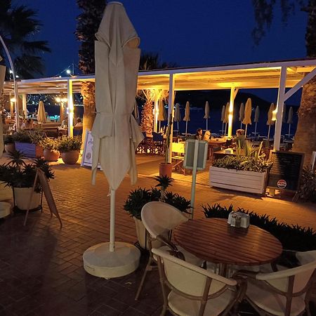 ביטז Uzhan Beach Hotel מראה חיצוני תמונה