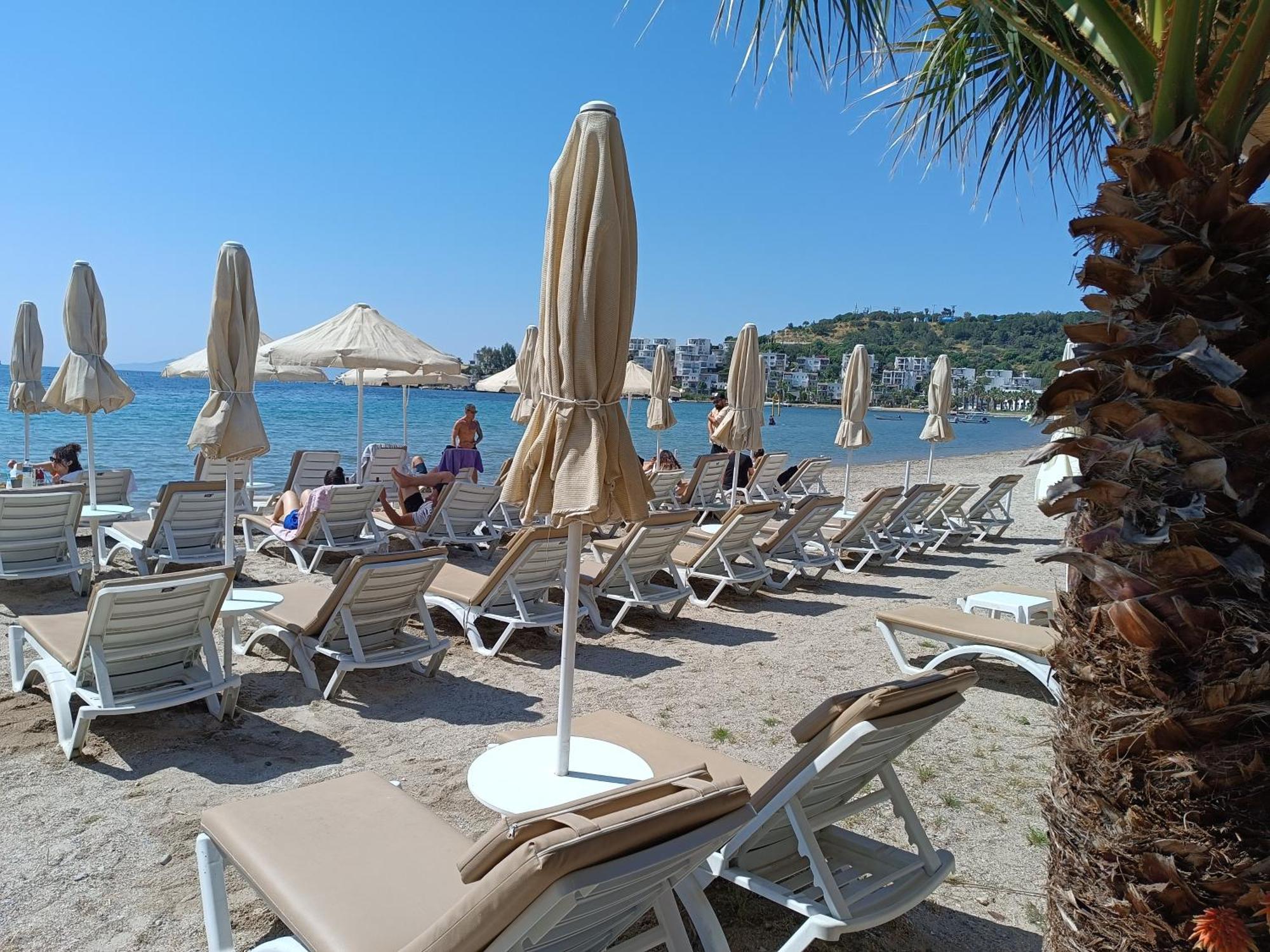 ביטז Uzhan Beach Hotel מראה חיצוני תמונה