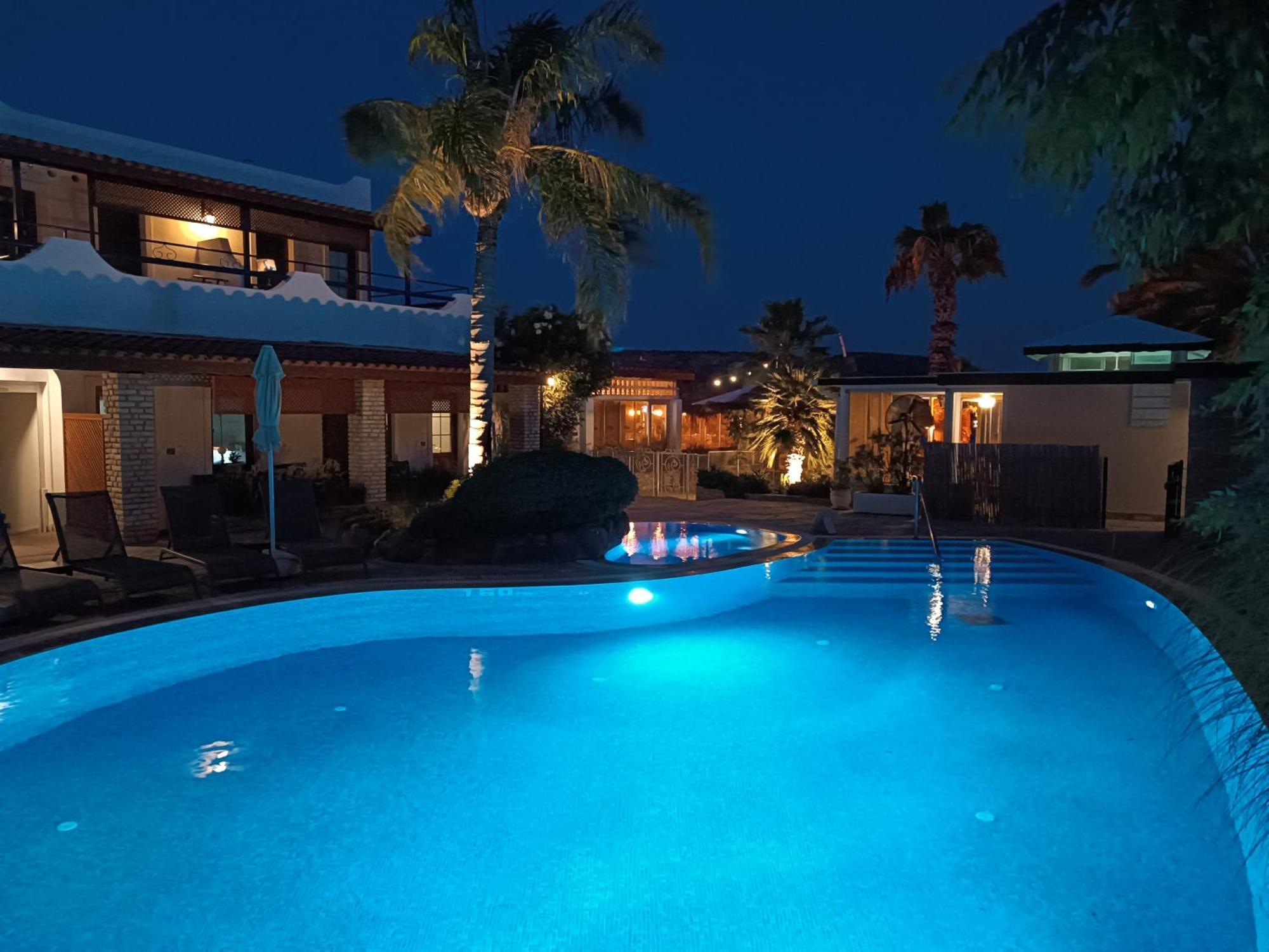 ביטז Uzhan Beach Hotel מראה חיצוני תמונה