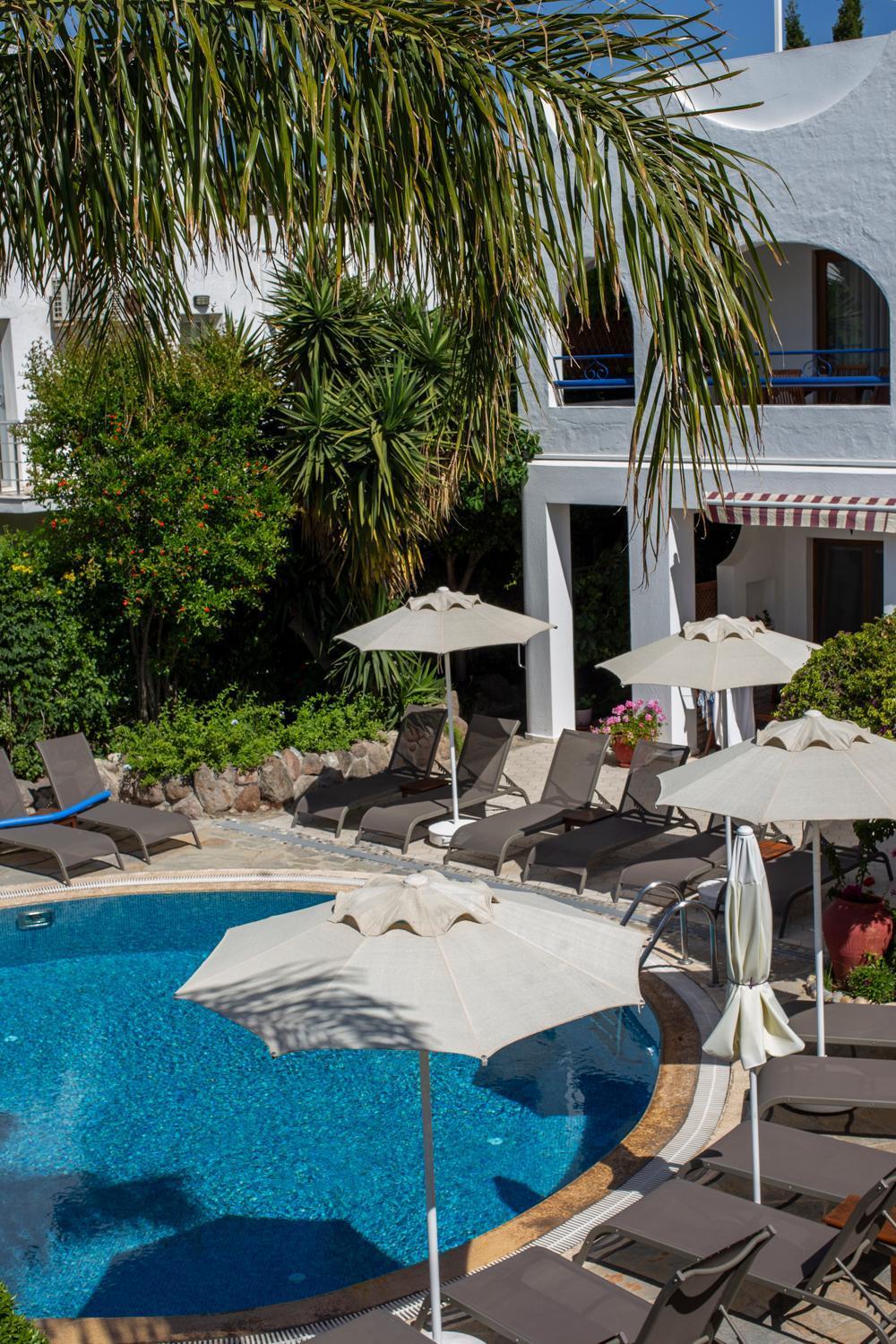 ביטז Uzhan Beach Hotel מראה חיצוני תמונה