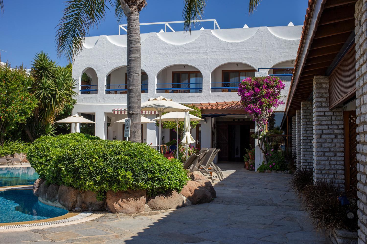 ביטז Uzhan Beach Hotel מראה חיצוני תמונה