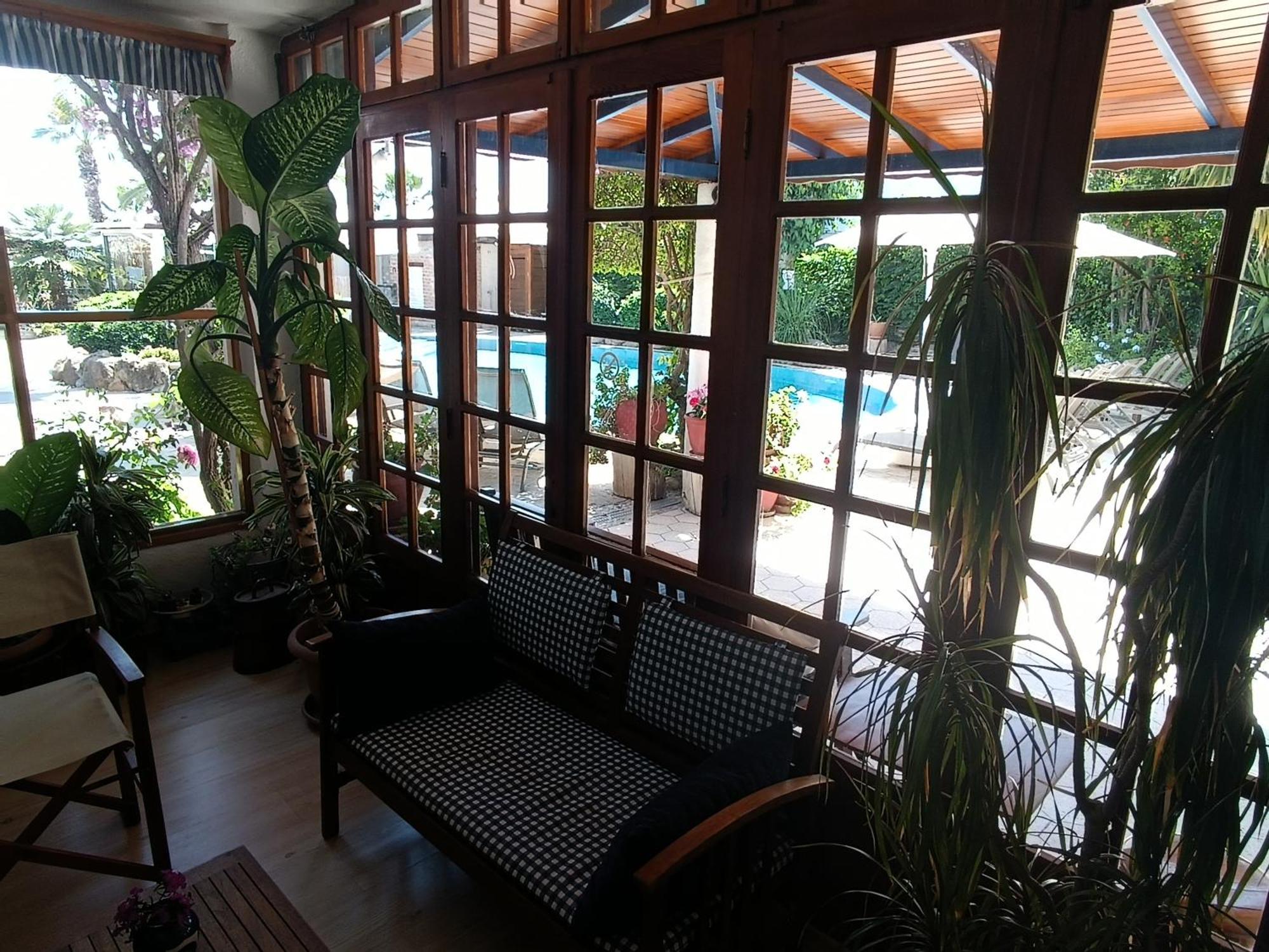 ביטז Uzhan Beach Hotel מראה חיצוני תמונה